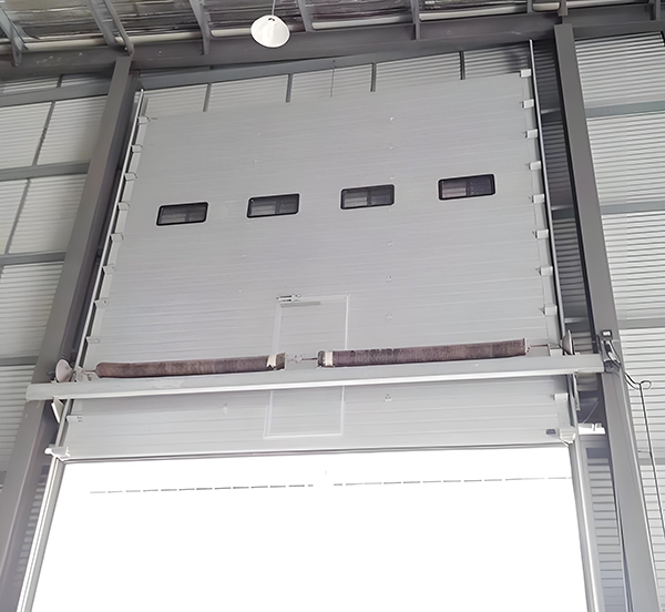 环县工业滑升门