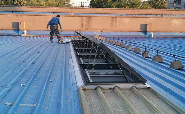 某区域性物流仓储中心环县排烟窗系统安装项目